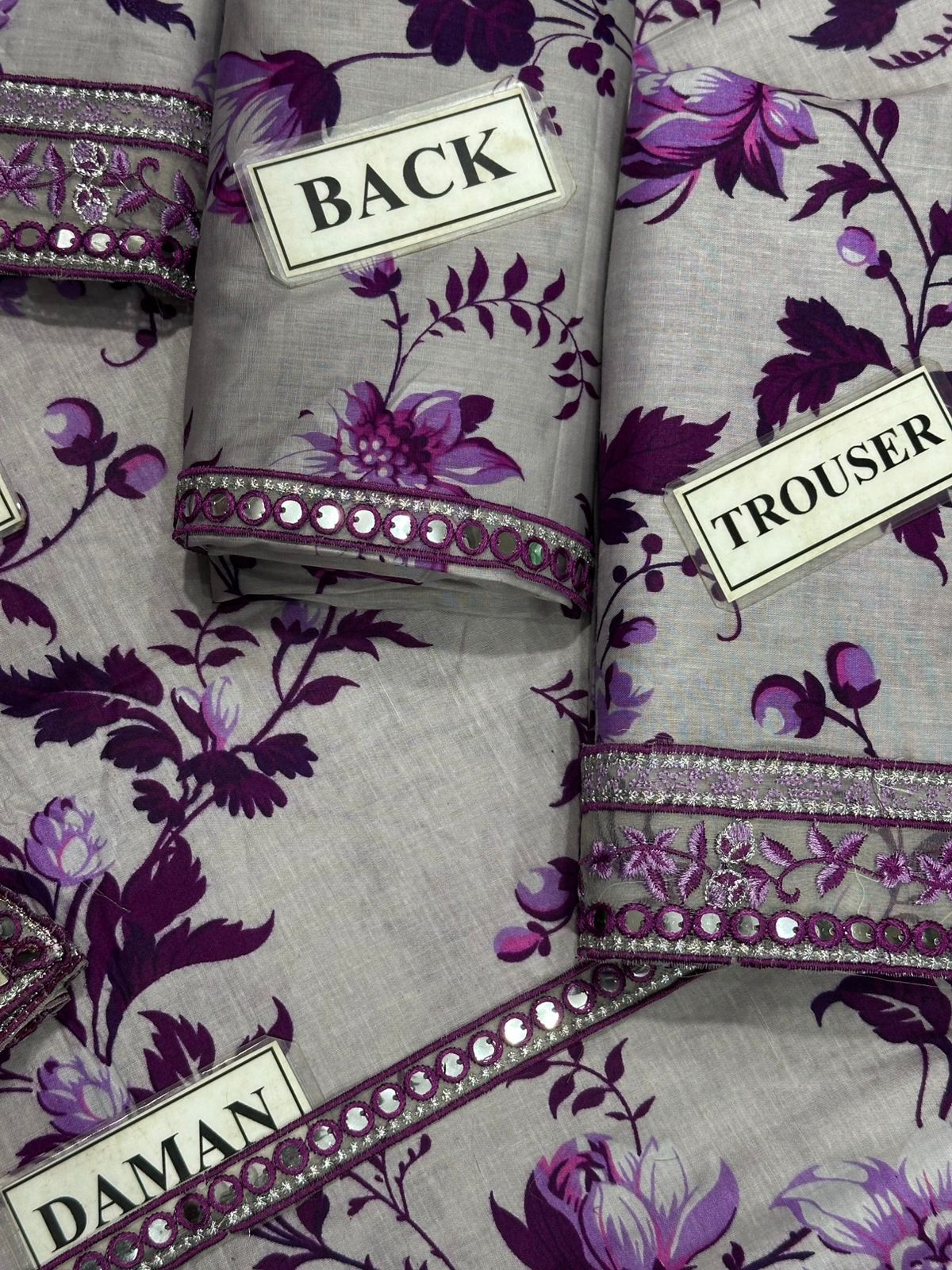BRAND: ANEELA'S LAWN UNSTITCH 3PC - Image 4